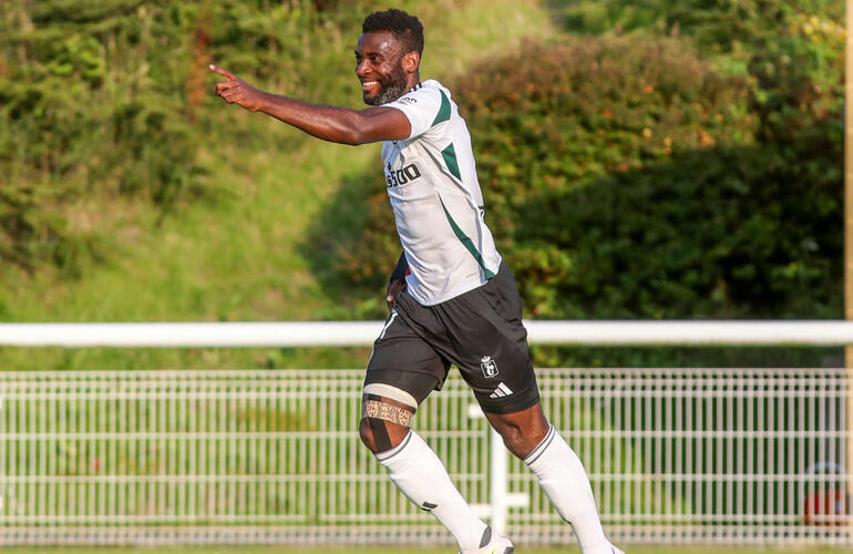 Caernarfon Town - Legia Warszawa 0:5 Jean-Pierre Nsame