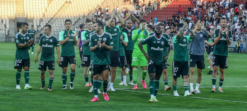 Puszcza Legia zespół drużyna