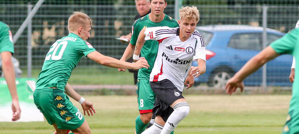 Legia II Warszawa - Warta Sieradz 0:1 Jakub Jędrasik