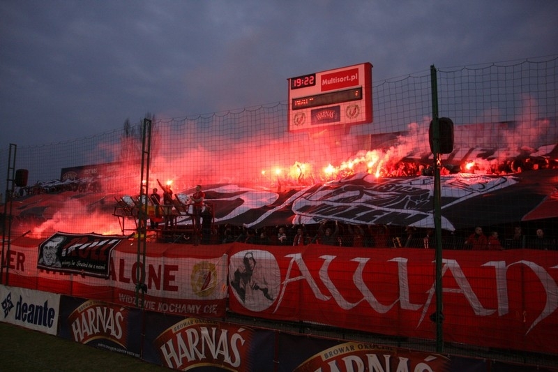 News: Legia przyciąga tłumy na trybuny