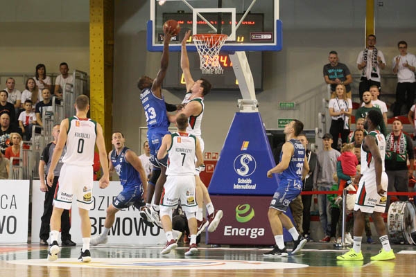 Koszykówka: Legia Warszawa - Stal Ostrów Wlkp 68:77