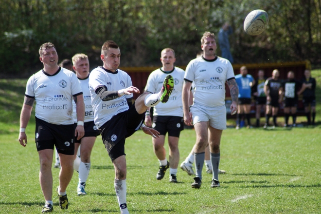 Rugby: Porażka z Watahą