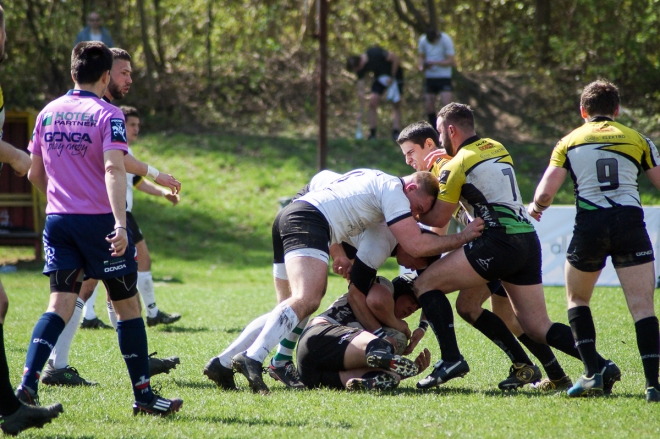 Rugby: Porażka z Watahą