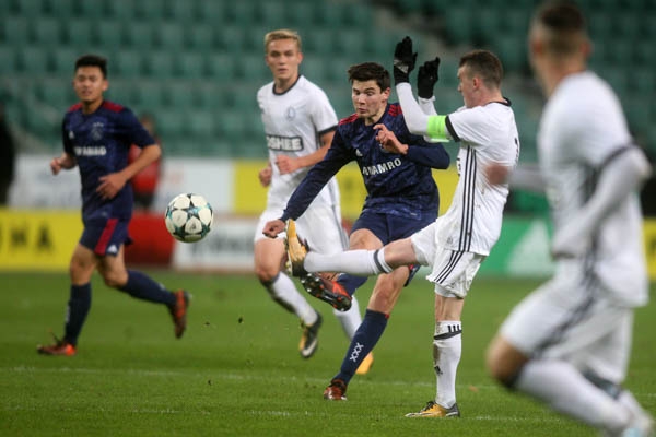 UYL: Legia - Ajax 1:4 (1:1) - Ajax za dobry na Legię