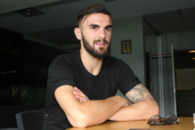 Armando Sadiku: Chciałbym strzelić minimum 20 goli