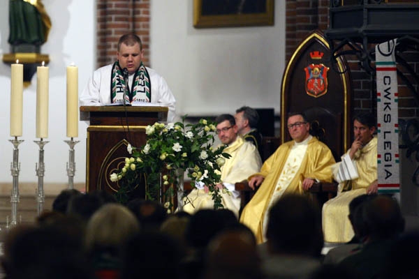 Kibice Legii podziękowali Bogu za udany sezon