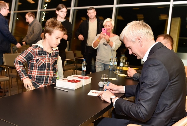 Jacek Magiera spotkał się z kibicami - „B(L)iżej Legii”