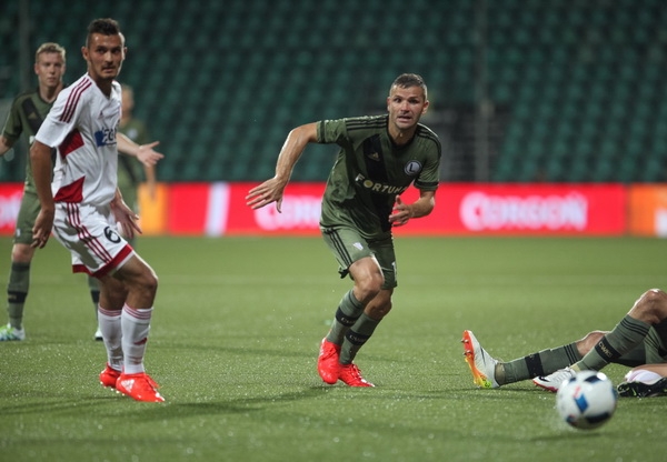 AS Trencin - Legia 0:1 (0:0) - Kucharczyk i Nikolić zrobili różnicę