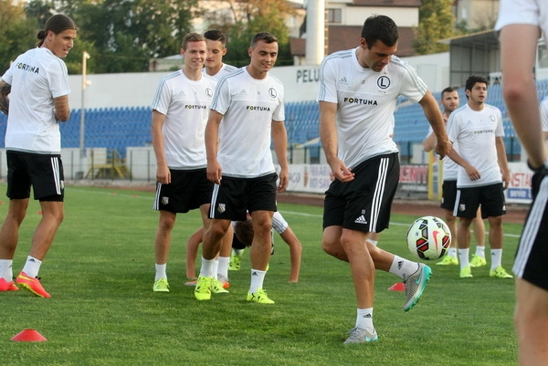 Piłkarze Legii trenowali na stadionie FC Botosani