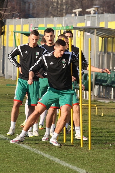 Junior nie zagra z Lechem, Legia trenuje w ukryciu