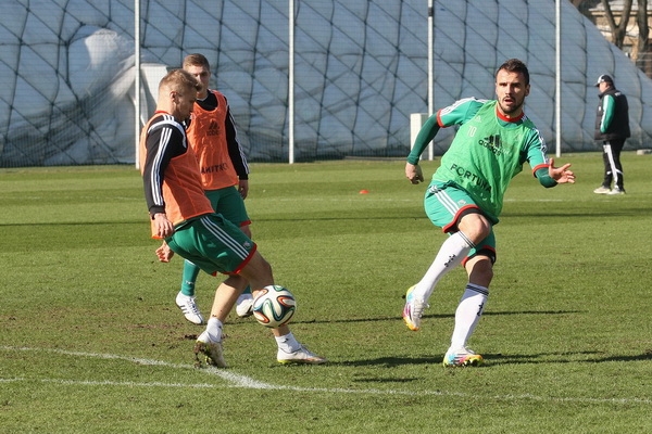 Legia rozpoczęła przygotowania do meczu z Lechem