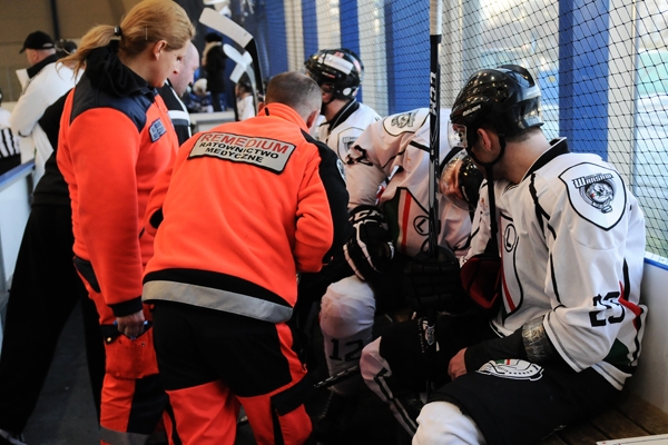 Hokej: Koniec marzeń o fazie play-off