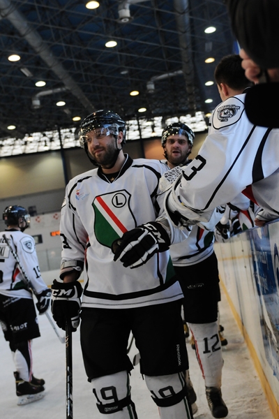 Hokej: Koniec marzeń o fazie play-off