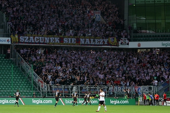 Relacja z trybun - Dziś zgodnym rytmem biją nam