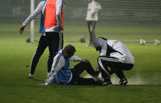 Trening w deszczu, Kosecki i Choto biegali wokół boiska