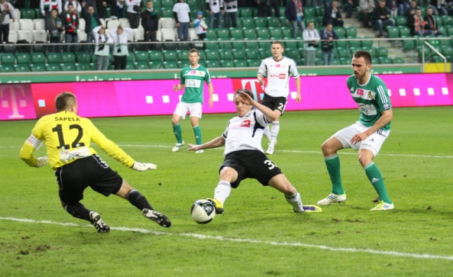 Legia Warszawa - GKS Bełchatów 1:1 (1:0): Legia dalej w kryzysie