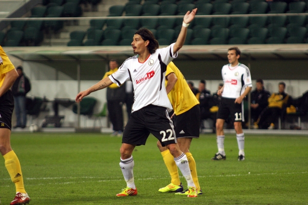 Legia - Gryf 1:1 (0:0) Jest awans, ale trochę wstyd