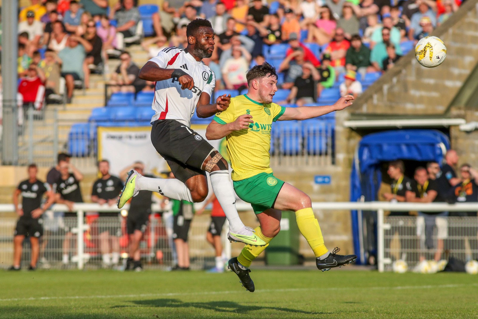 Caernarfon Town - Legia Warszawa 0:5