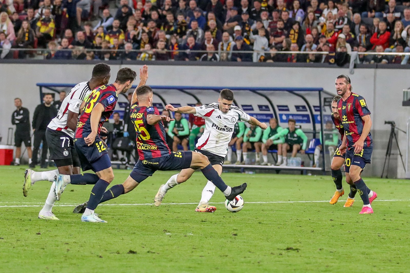 Pogoń Szczecin - Legia Warszawa 1:0