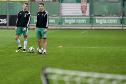 Galeria: Trening - Ogolony Kuciak, ofensywny Guilherme