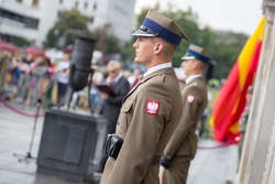 Galeria: Składanie wieńców pod Grobem Nieznanego Żołnierza