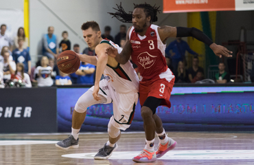 Galeria: Legia - Polski Cukier 68:63