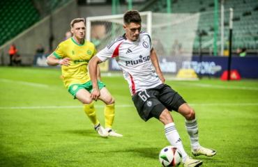 Legia Warszawa - Caernarfon Town 6:0 Bartosz Kapustka